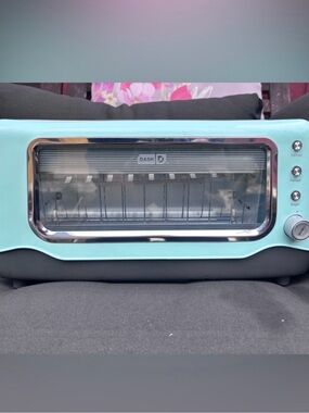 Dash aqua clear view toaster